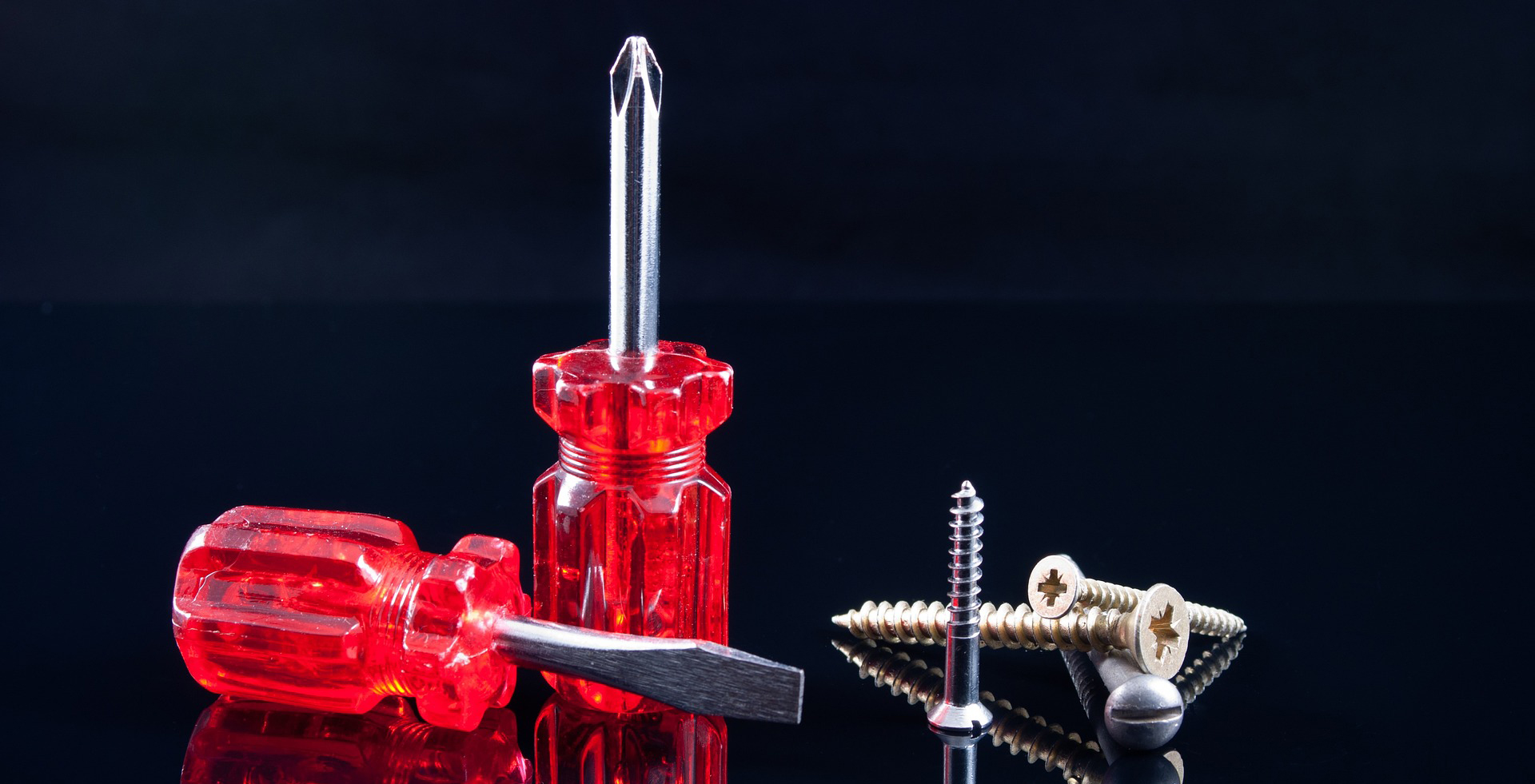 Najpopularniejsze na rynku wkręty - do drewna oraz materiałów drewnopochodnych